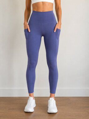 OFFLINE by Aerie Real Me High Rise 7/8 Pocket Leggings Size Small